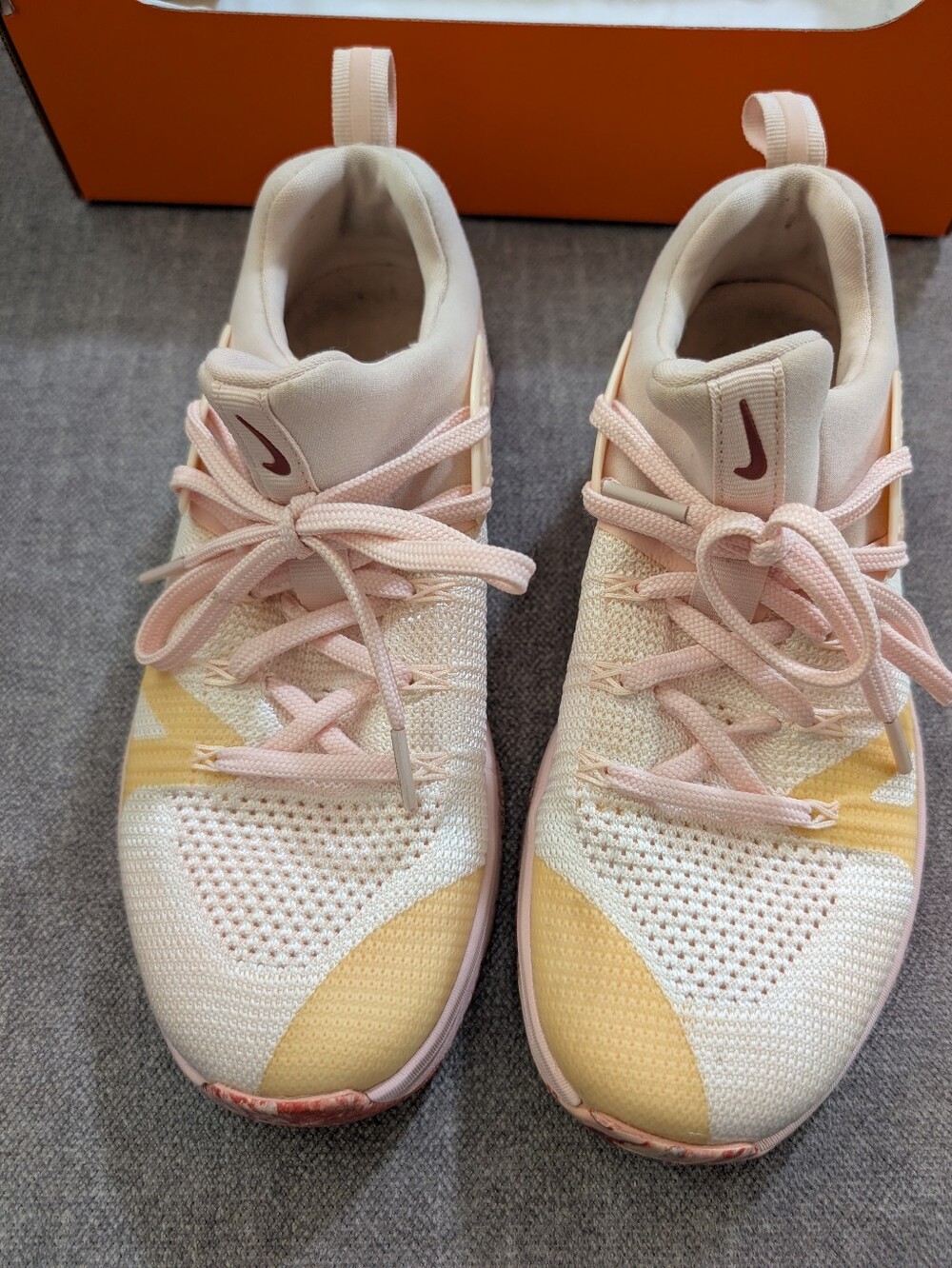Nike Metcon Flyknit 3 Women's US 8 Echo Pink